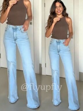 Levi's Ribcage Bell High Tise Flare Jeans Light NWT Blue Size 31